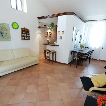 Locazione Turistica Filipponi-2 Apartmán Cassero